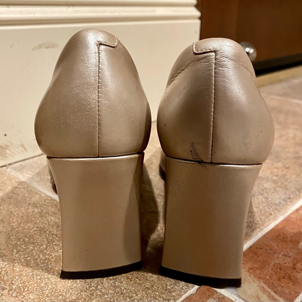 Champagne Pumps - Size 6 - Picture 6 of 9